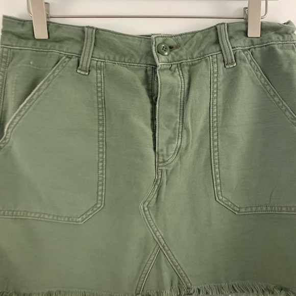 NWT American Eagle Green Cargo Skirt - Picture 2 of 7